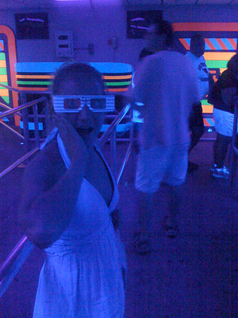 Lara in 3-D black light